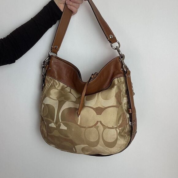 Coach Vintage Brown Signature Canvas and Brown Leather Large Shoulder Bag - Picture 3 of 7